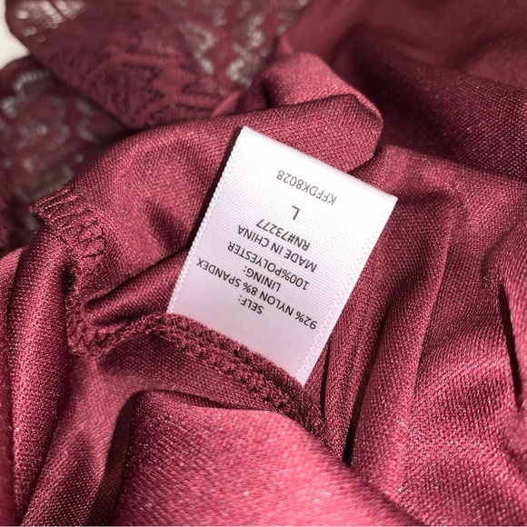 Love, Fire Burgundy 1/4 Sleeve Lace Overlay Fit & Flare Dress size L - Picture 6 of 8